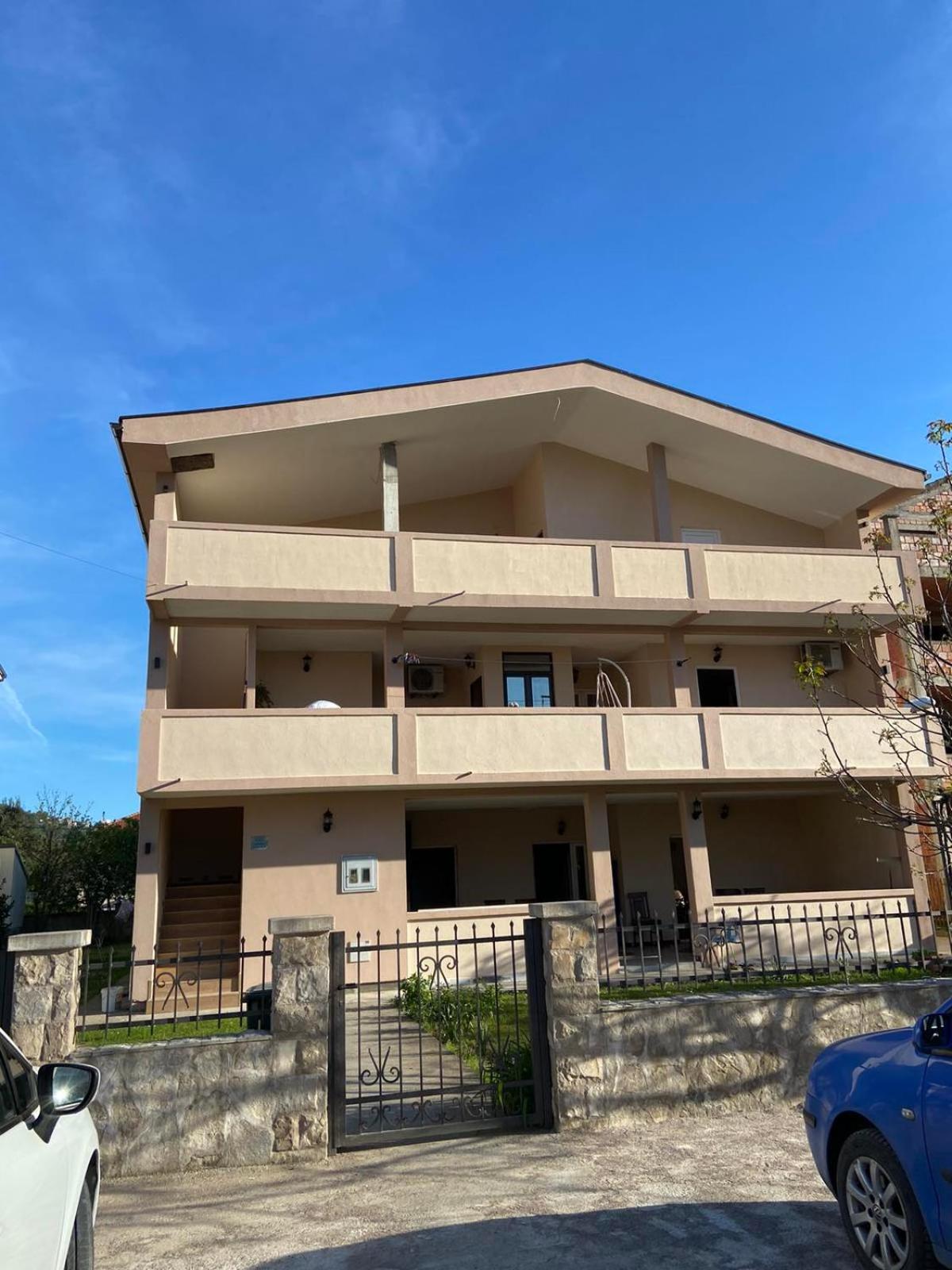 Zecevic Apartment